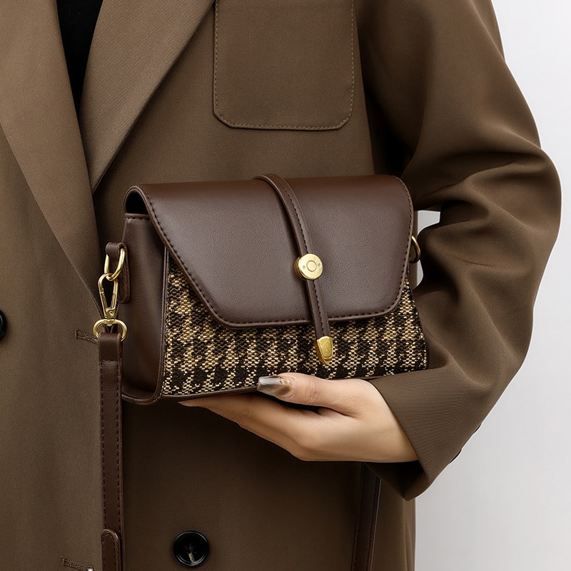 houndstooth-woven-leatherette-flap-crossbody-bag